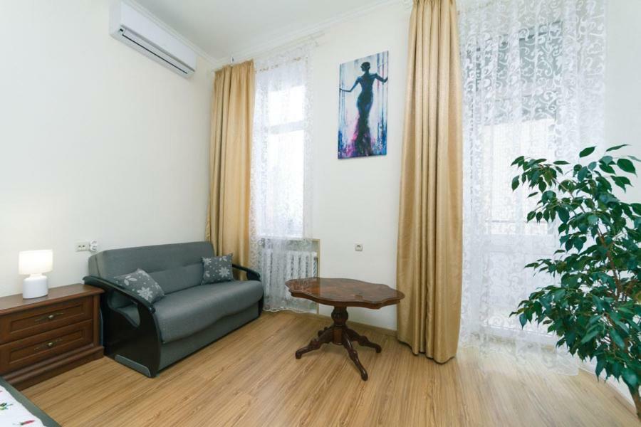 Apartment On Saksahanskoho Street Kiev Ngoại thất bức ảnh