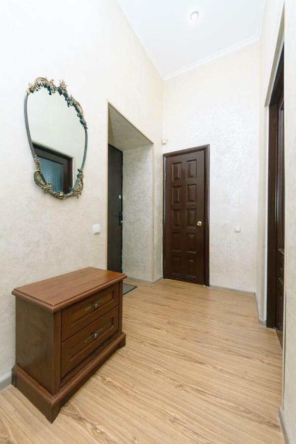 Apartment On Saksahanskoho Street Kiev Ngoại thất bức ảnh
